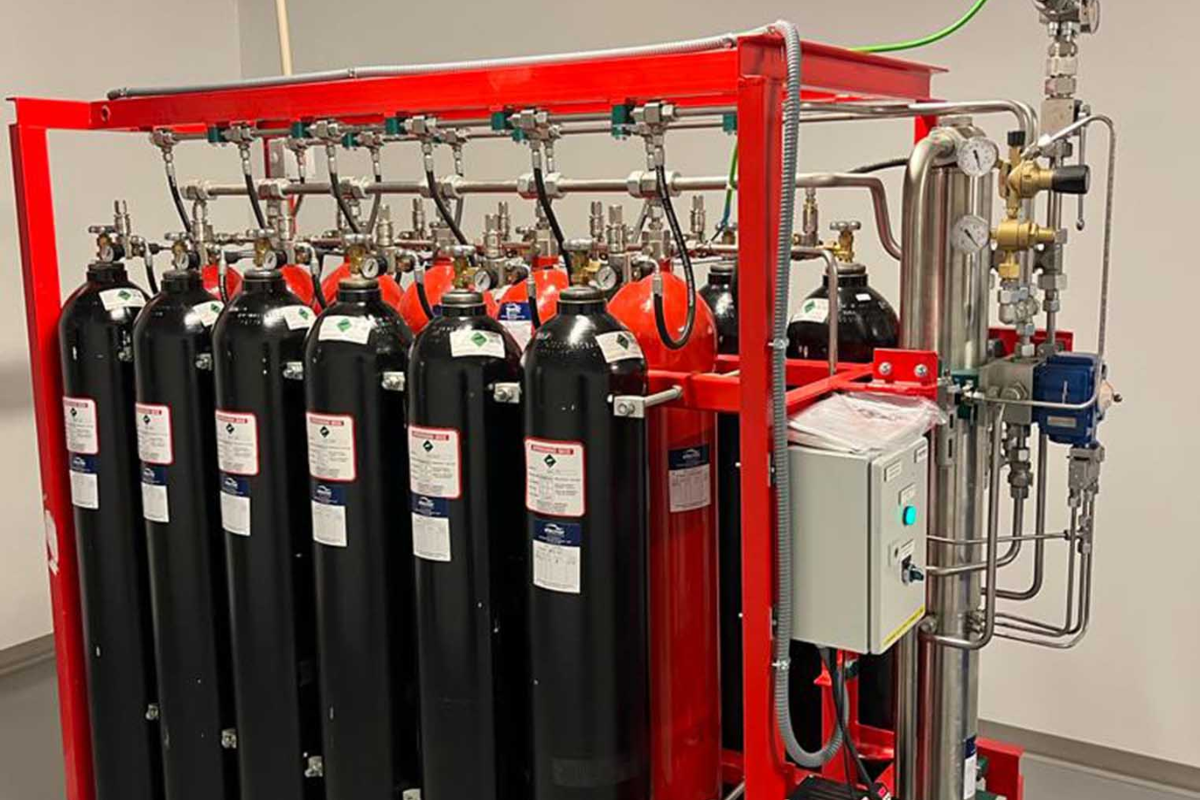 Sistema de extintores para instalación automatica