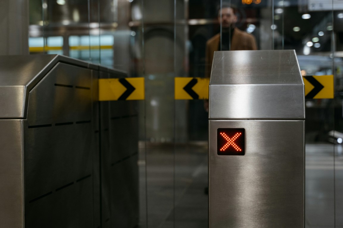Control de accesos para empresas y edificios | Luna Grupo